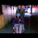 全盲のカメラマンに西成を撮影してもらったら奇跡の写真が…