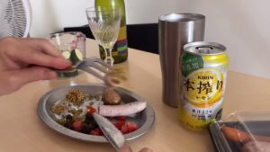 面白くない雑談食べ飲み（笑）ソーセージ🍗パスタ🍝きつねうどん🍜